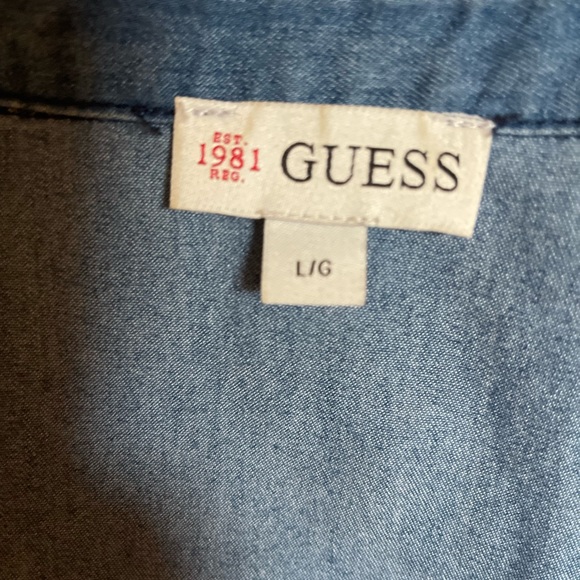 Guess 1981 button down collard shirt. - Picture 2 of 3